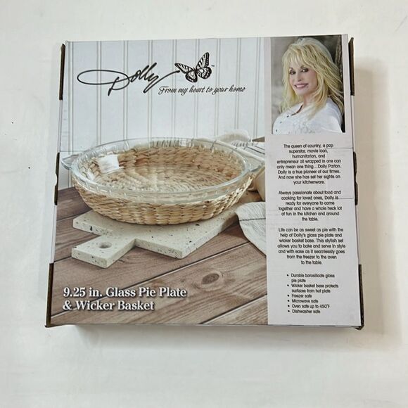 Dolly Glass Pie Plate & Wicker Basket 9.25 Inches From My Heart To Your Home - Picture 2 of 5